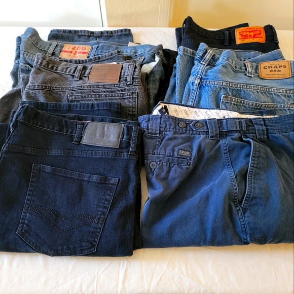 6 pair pants 5 jeans 1 cotton cargo pants